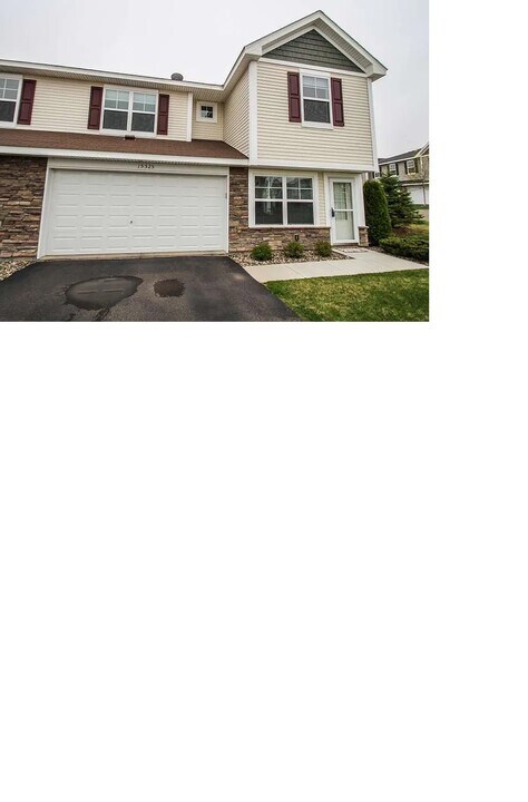 15525 60th Ave N in Plymouth, MN - Building Photo
