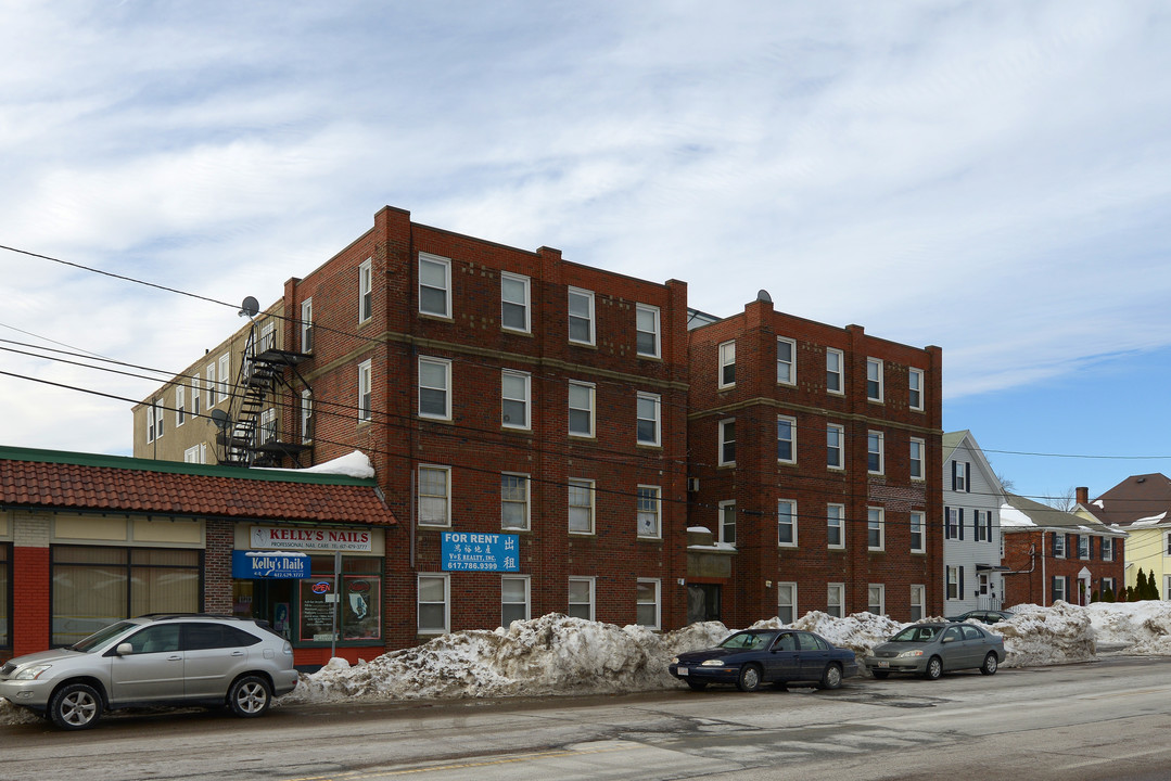 285-301 Newport Ave in Quincy, MA - Building Photo