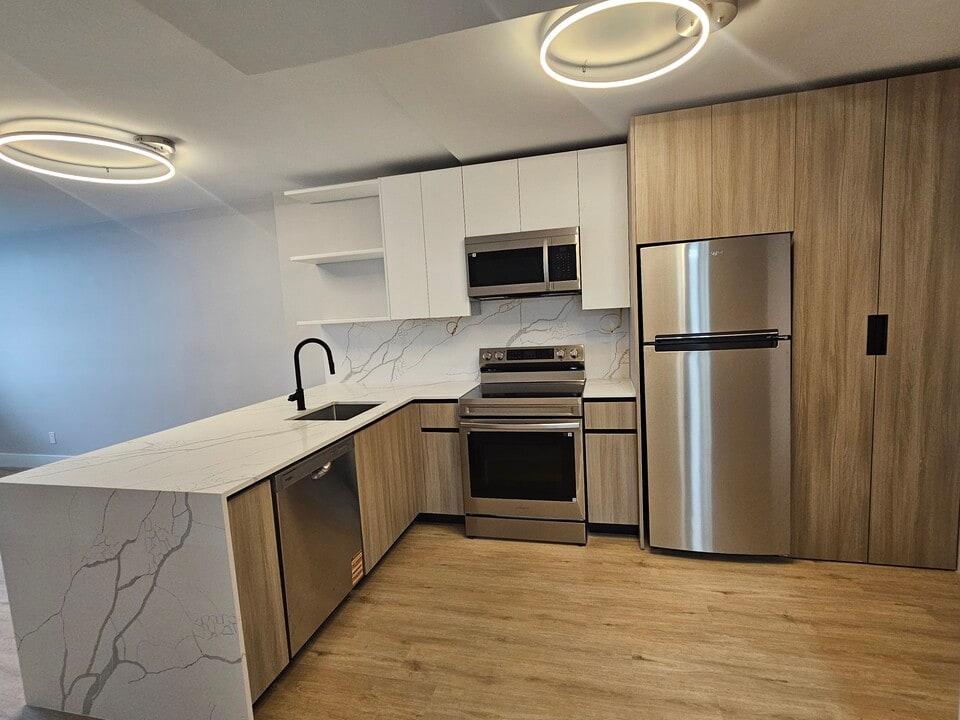 Aliro in North Miami, FL - Building Photo