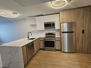 Aliro in North Miami, FL - Foto de edificio - Building Photo