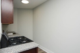 730 Judson Ave, Unit 60 in Highland Park, IL - Foto de edificio - Building Photo