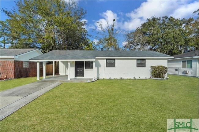 property at 206 Seminole St