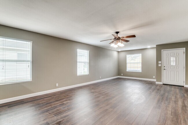 4010 Angel Trumpet in San Antonio, TX - Building Photo - Building Photo