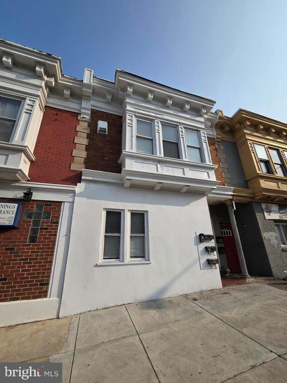 5431 Baltimore Ave-Unit -1ST FL FRONT in Philadelphia, PA - Foto de edificio - Building Photo