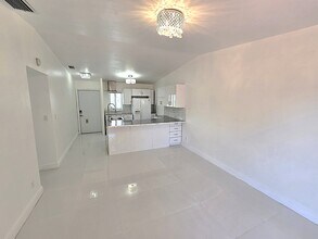 20845 Grouper Dr in Cutler Bay, FL - Building Photo - Building Photo