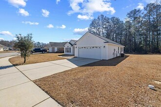 2711 Green Pond Cir in Conway, SC - Building Photo - Building Photo