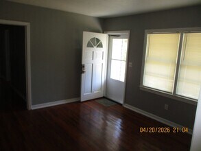 1906 W Whitney Ave in Albany, GA - Building Photo - Building Photo