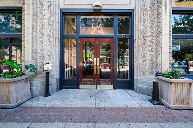 1136 Washington Ave in St. Louis, MO - Foto de edificio - Building Photo