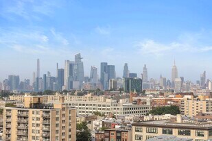 700 1st St in Hoboken, NJ - Building Photo