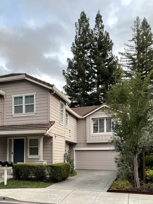 property at 320 Parnell Ct