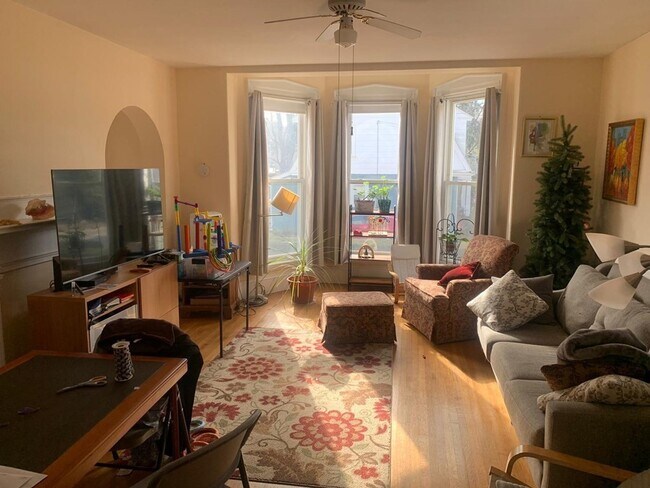 84 Walker St, Unit 1