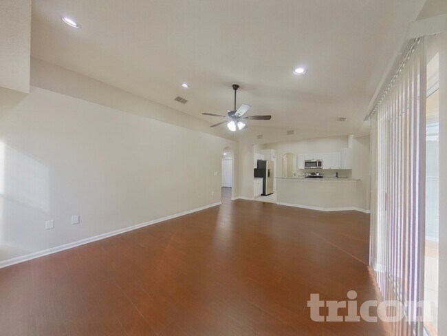 2391 Alclobe Cir in Ocoee, FL - Building Photo - Building Photo