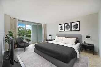 2025 Brickell Ave in Miami, FL - Building Photo - Building Photo