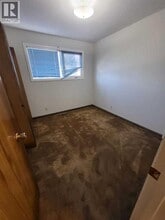 1714 St Andrew Rd N in Lethbridge, AB - Building Photo - Building Photo