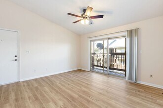 21 Davenport Ct in Hampton, VA - Foto de edificio - Building Photo