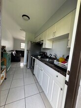 17472 SW 105th Ave in Miami, FL - Building Photo - Building Photo