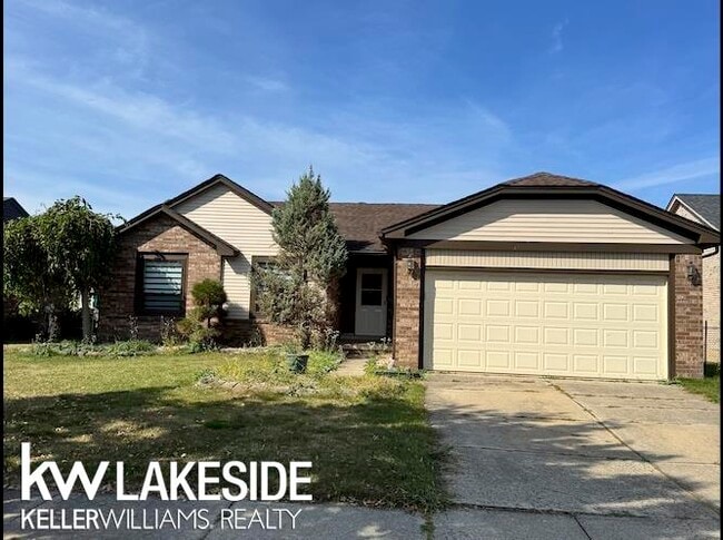 property at 47477 Napoli Ln