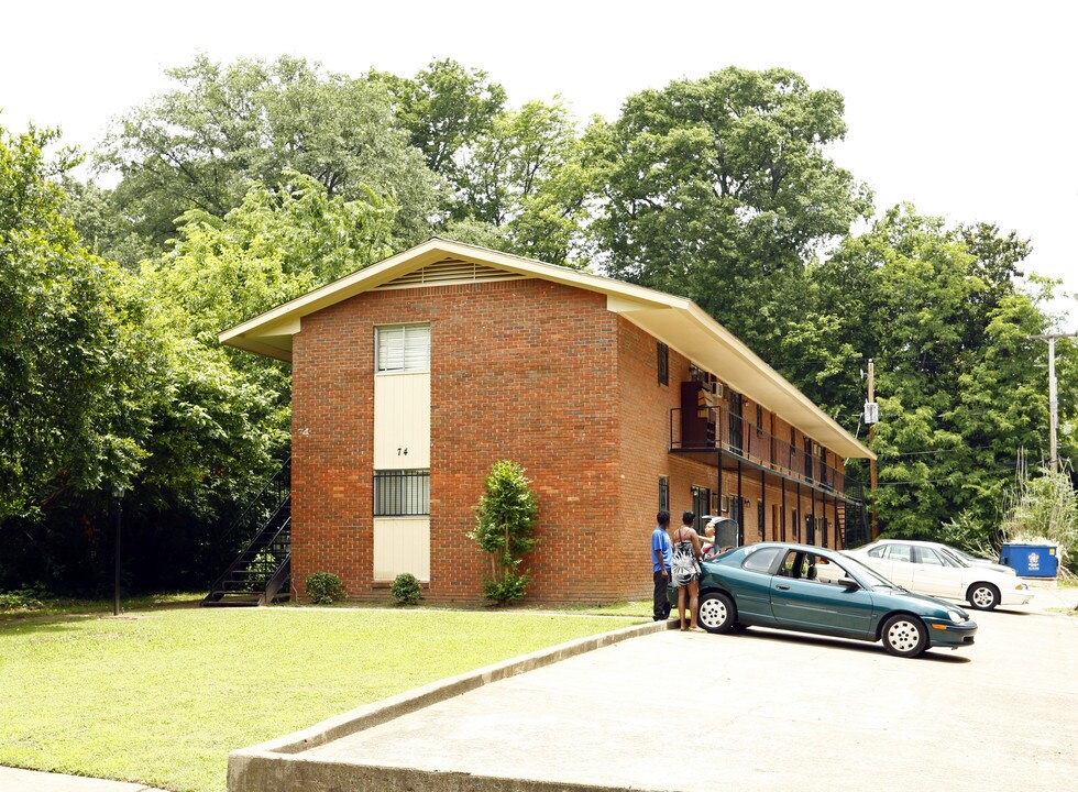 74 Stonewall St in Memphis, TN - Building Photo