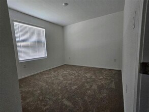 400 Camargue Dr in Hutto, TX - Building Photo - Building Photo