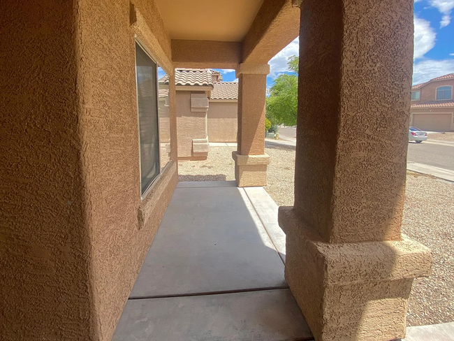 8472 S Egyptian Dr in Tucson, AZ - Building Photo - Building Photo