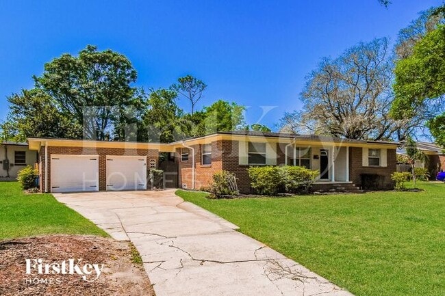1006 Brookmont Ave E in Jacksonville, FL - Building Photo - Building Photo