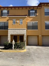 6131 Metrowest Blvd in Orlando, FL - Building Photo - Building Photo