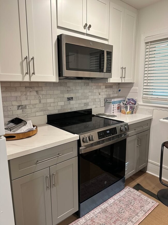 22 Central Dr in Mill Valley, CA - Building Photo - Building Photo