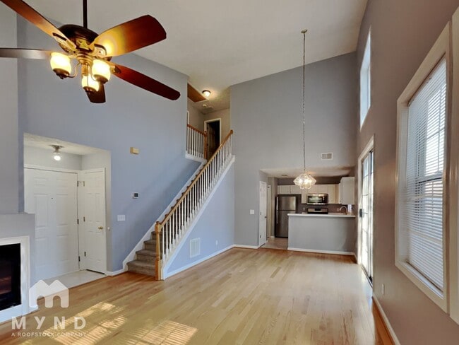 664 Bedford Ct in Woodstock, GA - Building Photo - Building Photo