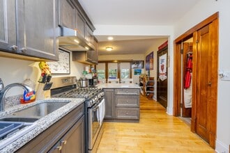 3258 N Linder Ave in Chicago, IL - Building Photo - Building Photo