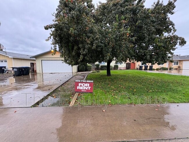 property at 1439 W Evans Ave