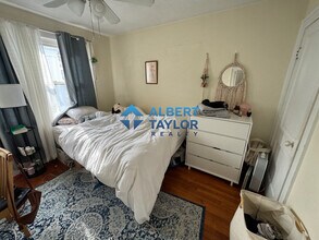 58 Brock St, Unit 3 in Boston, MA - Foto de edificio - Building Photo