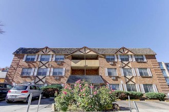 Observatory Park Apartments in Denver, CO - Building Photo - Building Photo