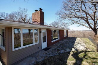 4640 5th Ave in Moline, IL - Building Photo - Building Photo