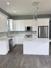 8927 Fig St, Unit A in New Orleans, LA - Building Photo - Building Photo