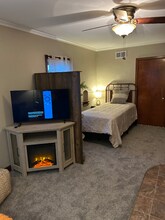 320 W Hayes St in Davenport, IA - Building Photo - Building Photo