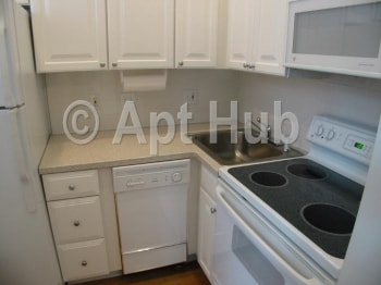 91 Trowbridge St, Unit 3