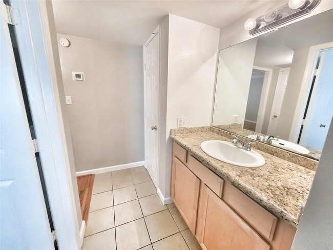property at 1522 Yale St