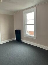 45 Ontario Av in Hamilton, ON - Building Photo - Building Photo