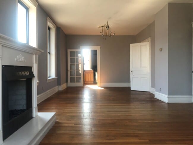 property at 3900 Botanical Ave