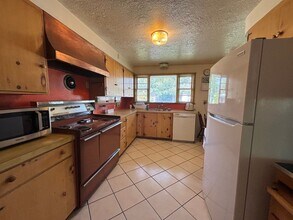 181 S 16th Pl in Pocatello, ID - Building Photo - Building Photo