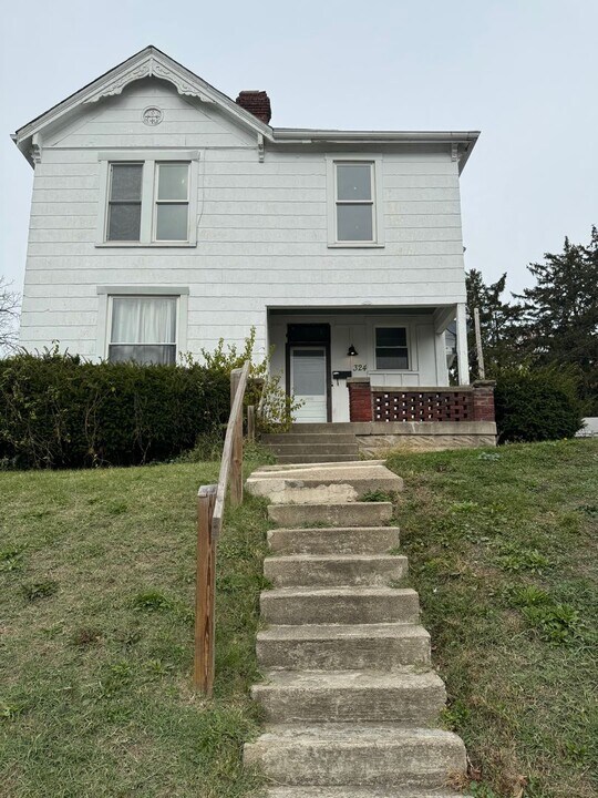 324 Liberty Ave-Unit -B in Hamilton, OH - Building Photo