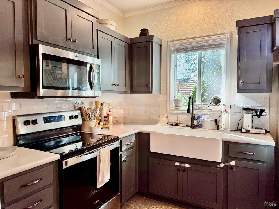 1813 Fair Way in Calistoga, CA - Building Photo