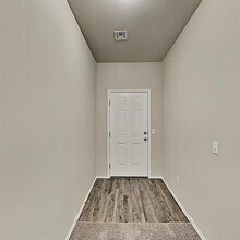 1825 Sloane Dr in Yukon, OK - Building Photo - Building Photo