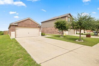 19920 Woodrow Wilson St in Manor, TX - Building Photo - Building Photo