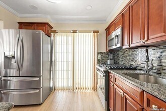 59 W Fenimore St in Valley Stream, NY - Building Photo - Building Photo