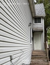 858 Windsor Ave in Windsor, ON - Building Photo - Building Photo