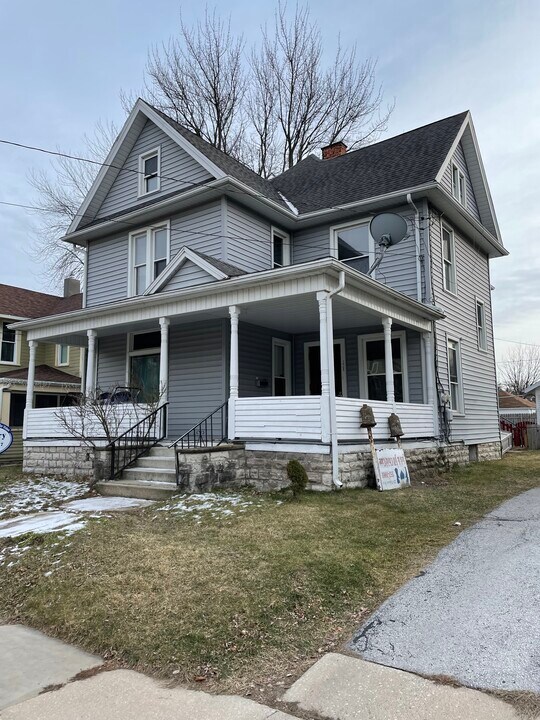 128 Palmer Ave in Bowling Green, OH - Building Photo