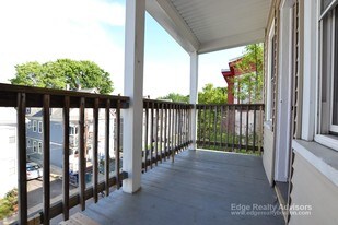 36 Brackett St, Unit 3 in Boston, MA - Building Photo
