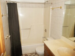 4401 22nd Ave NW in Rochester, MN - Building Photo - Building Photo