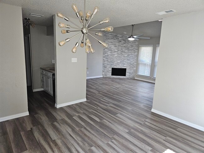 5616 Preston Oaks Rd